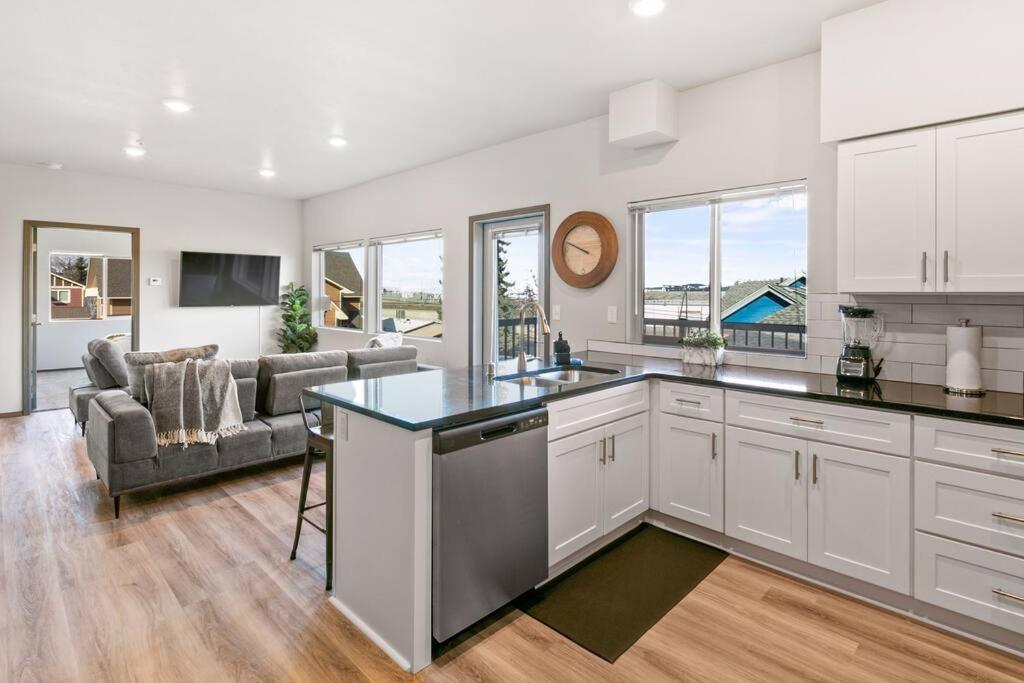 Brand New 2 Bd 2 Bth Near Dt And Perry District Appartement Spokane Buitenkant foto