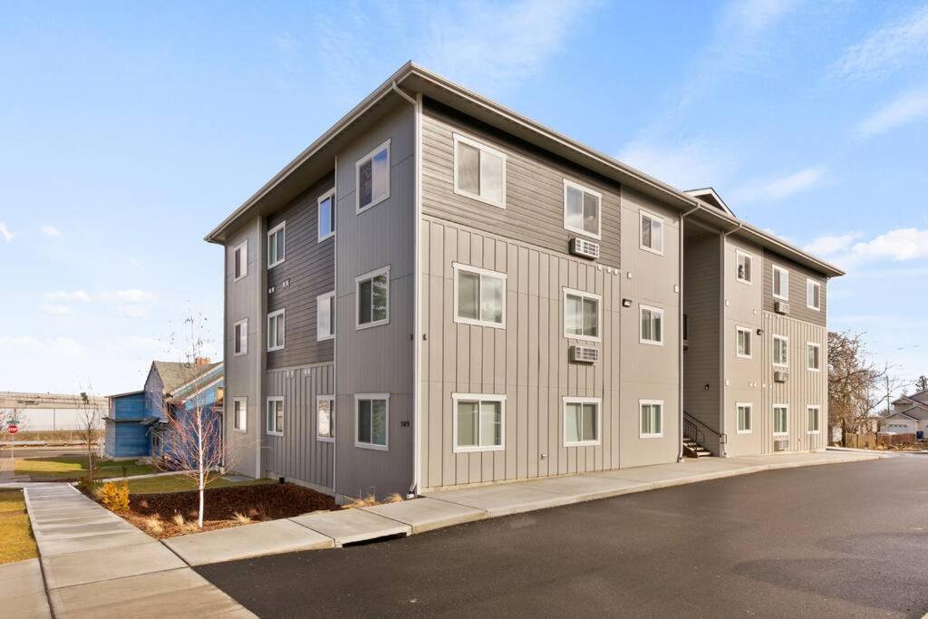 Brand New 2 Bd 2 Bth Near Dt And Perry District Appartement Spokane Buitenkant foto