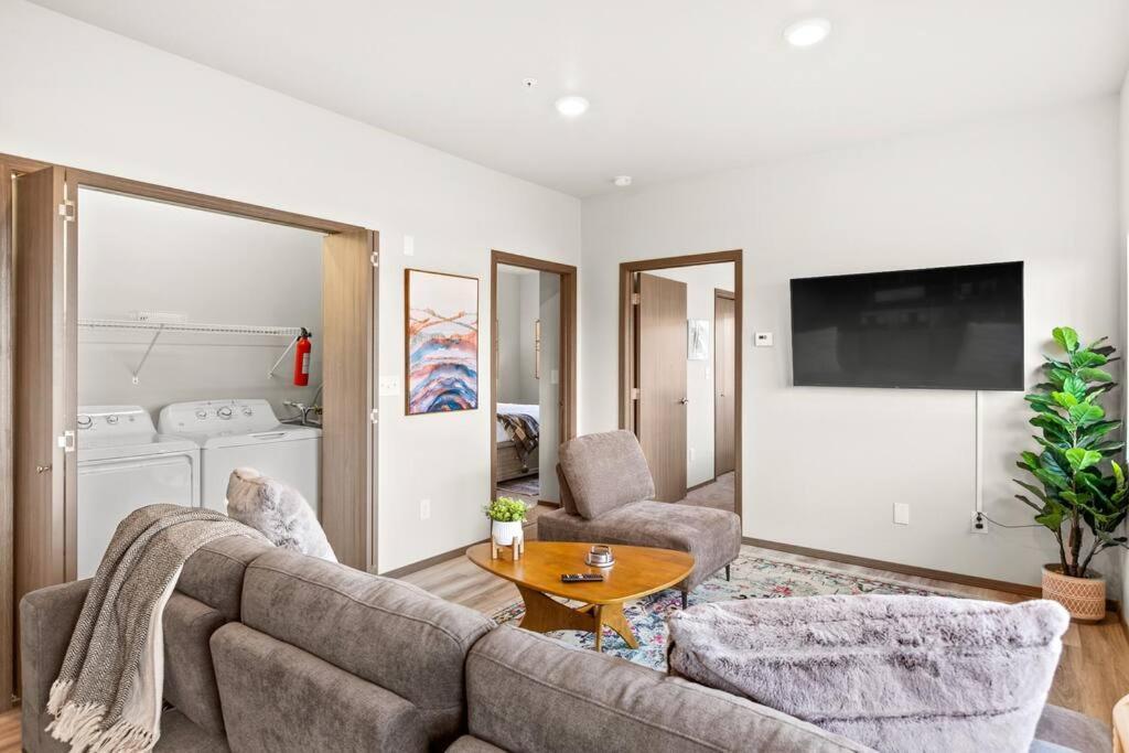 Brand New 2 Bd 2 Bth Near Dt And Perry District Appartement Spokane Buitenkant foto